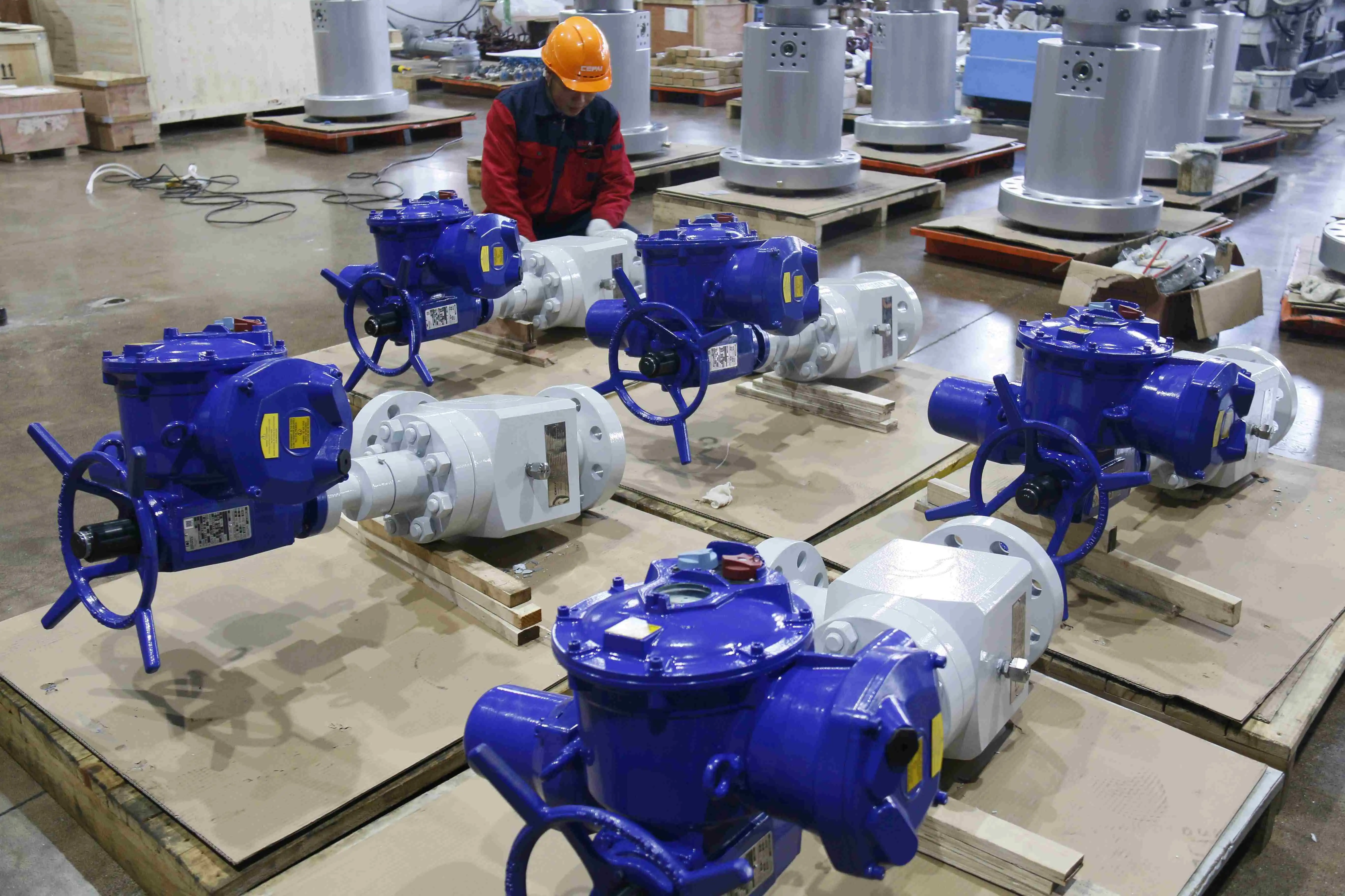 Why Micro Electric Valves Are Ideal for Semiconductor Cooling Lines？